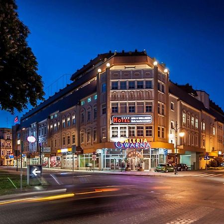 Sky Business Hotel Легница Экстерьер фото